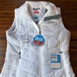 Woman’s White Columbia Vest - Brand New